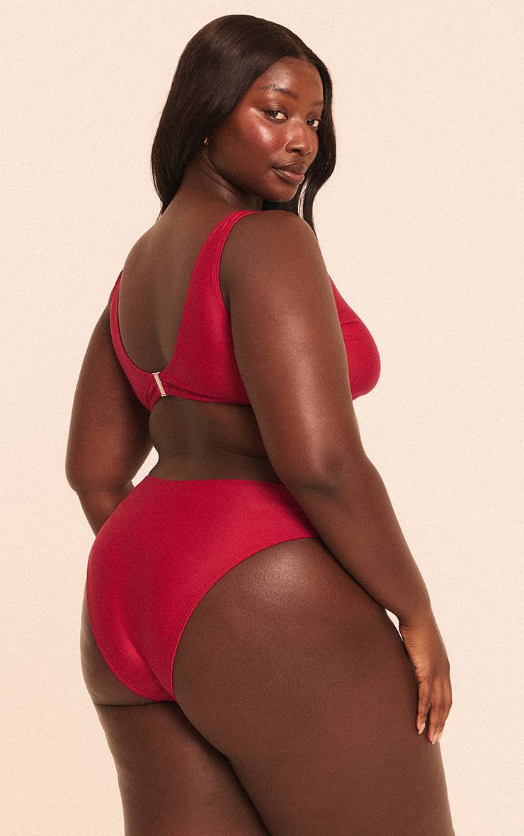 Rouge Bordeaux Haut De Bikini Grande Taille Plongeant À Barre En U