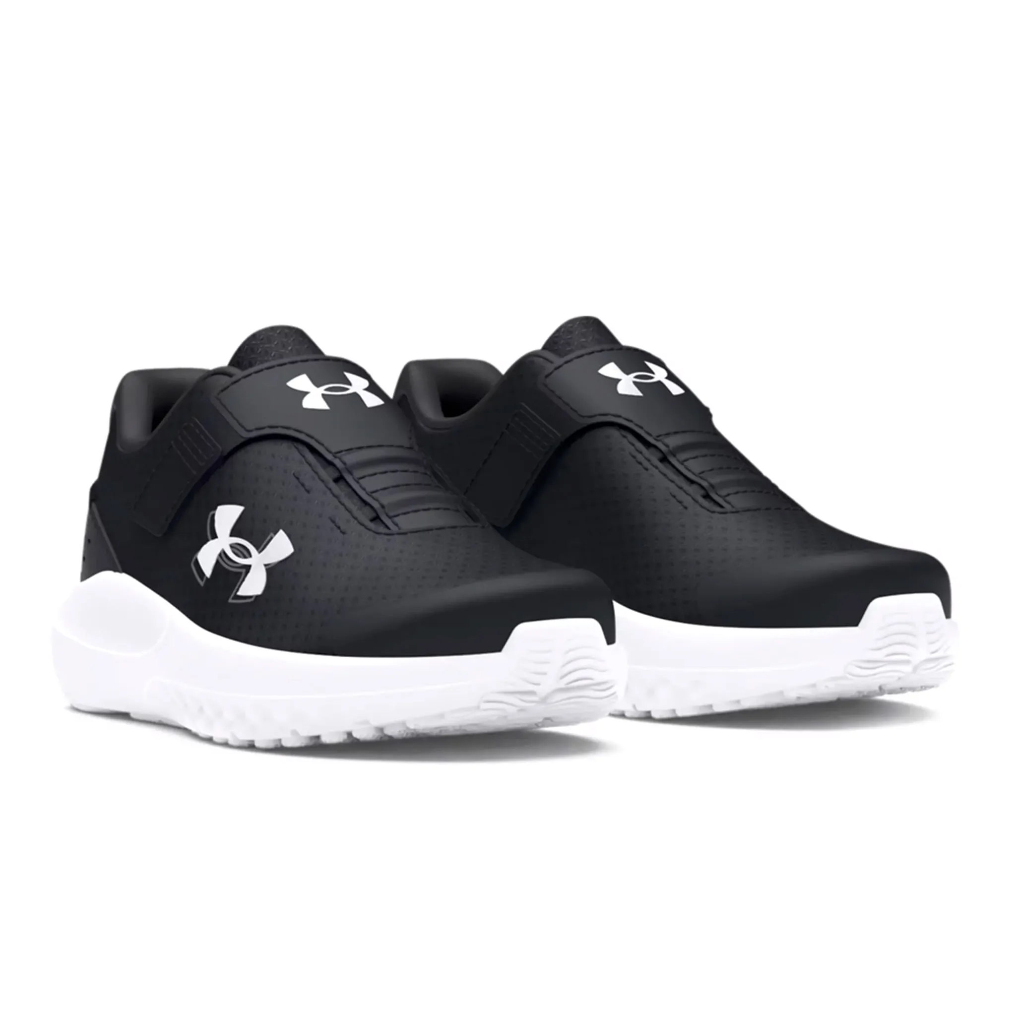 Under Armour Soulier Surge 4 AC Pointures 5-10E