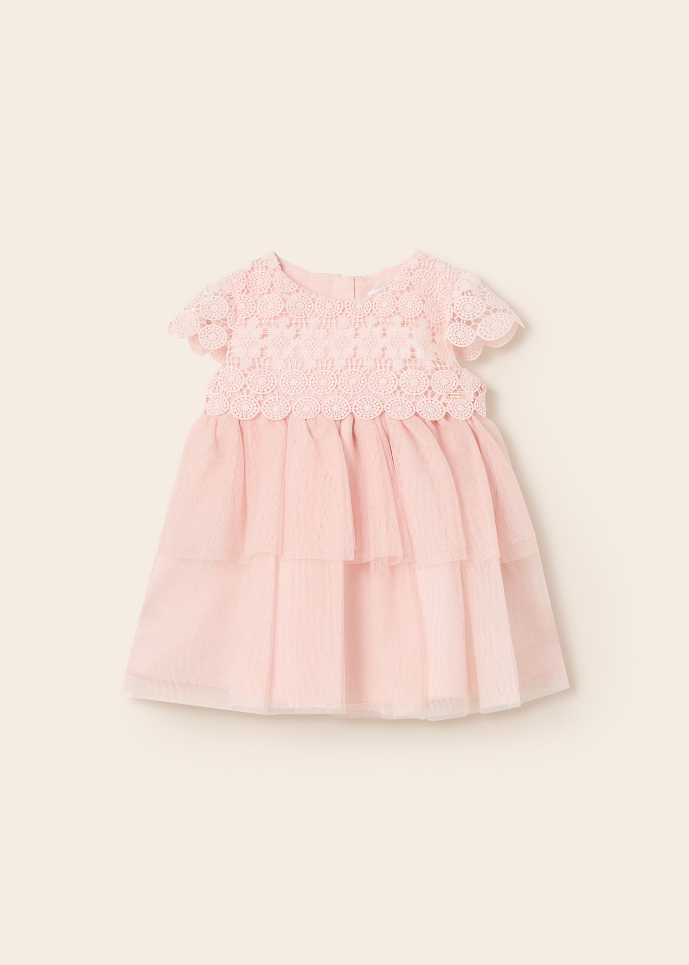 Vestido para bebê em guipure e tule combinados