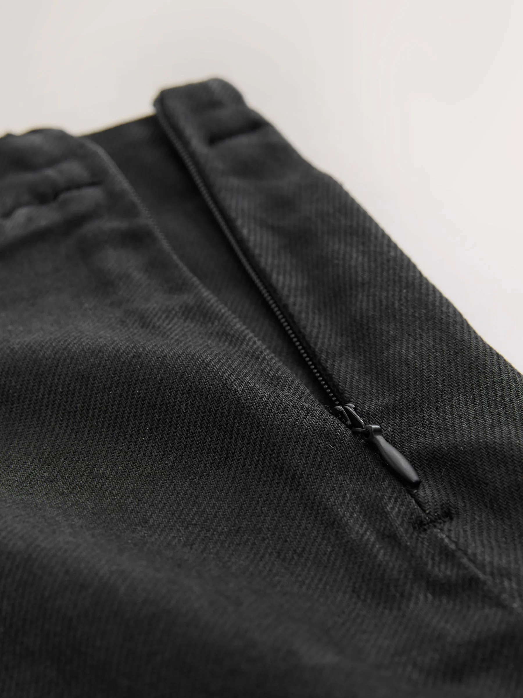 Zwart met coating - Denim minirok
