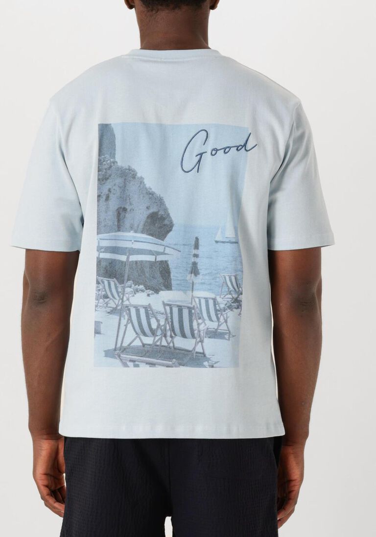 lichtblauwe the goodpeople t-shirt tphoto