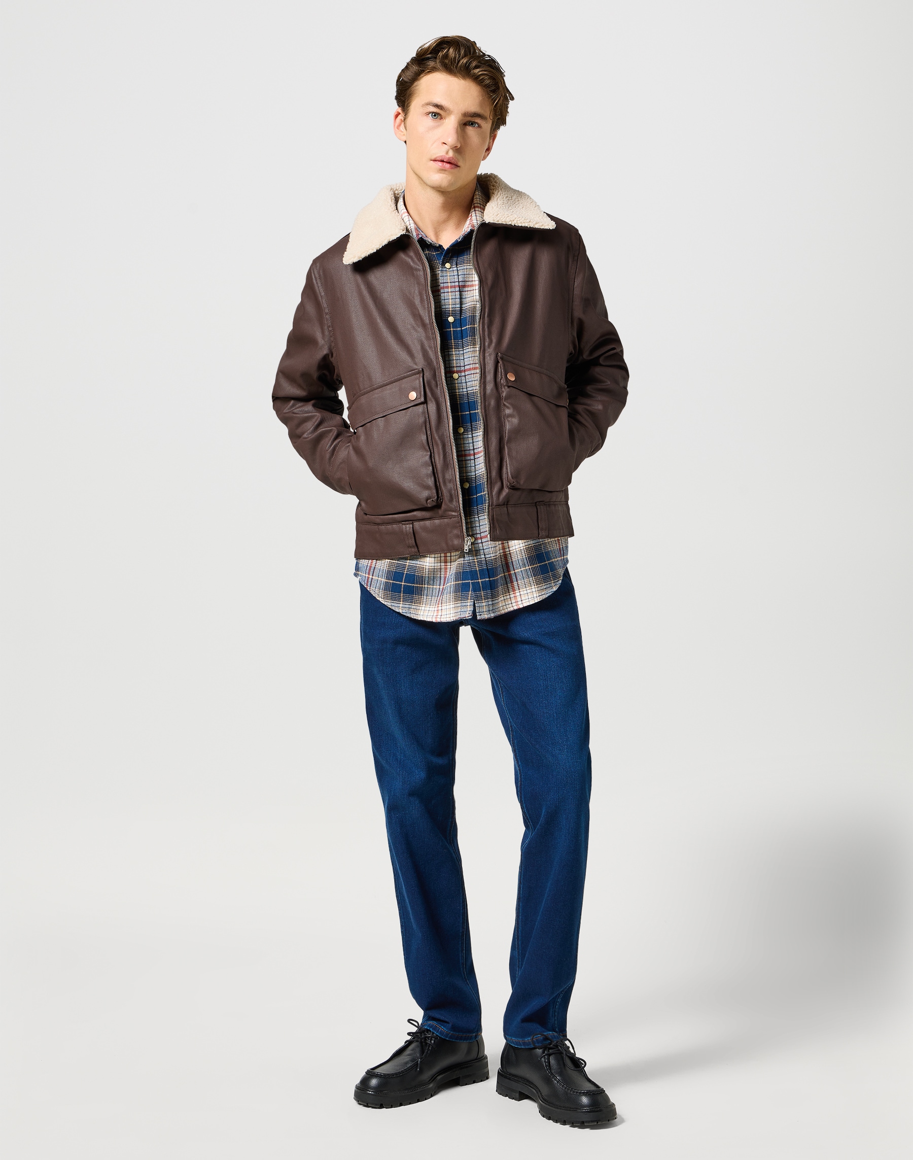 Wrangler Lederjacke »WRANGLER AVIATOR« mit Gürtelschlaufen am Saum