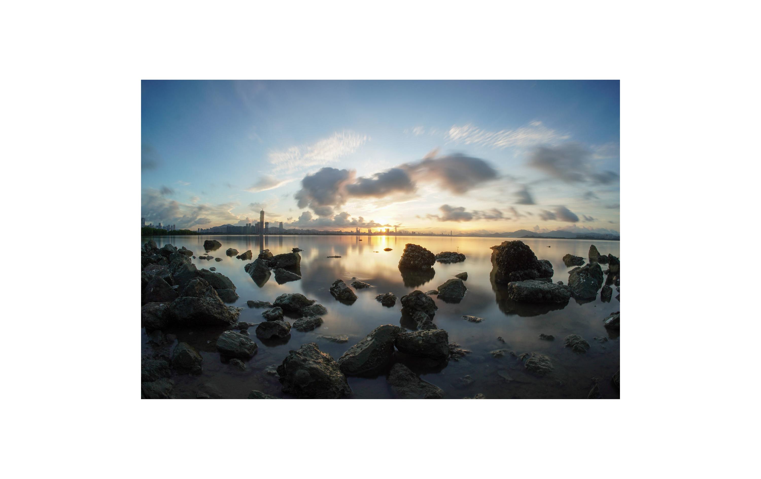 Festbrennweite 7.5mm F/2 Fisheye – MFT<br>Fischaugenobjektiv mit grosser F2.0-Blende