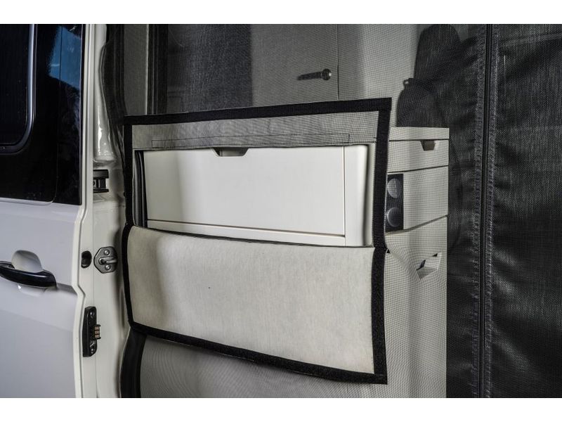 Van Quito Schiebetürenmoskitonetz, Magnet RV VW Crafter II Schiebetürenmoskitonetz Magnetreissverschluss, VW Crafter II / MAN TGE, Beifahrerseite (rechts), Maschenweite Fine-mesh