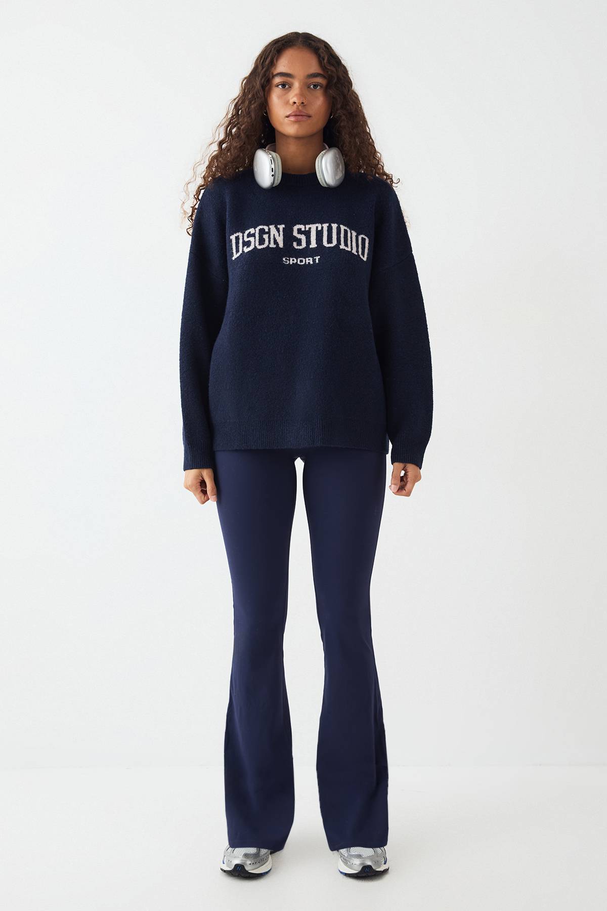 synthétiquell Col Rond Oversize Tricoté DSGN Studio