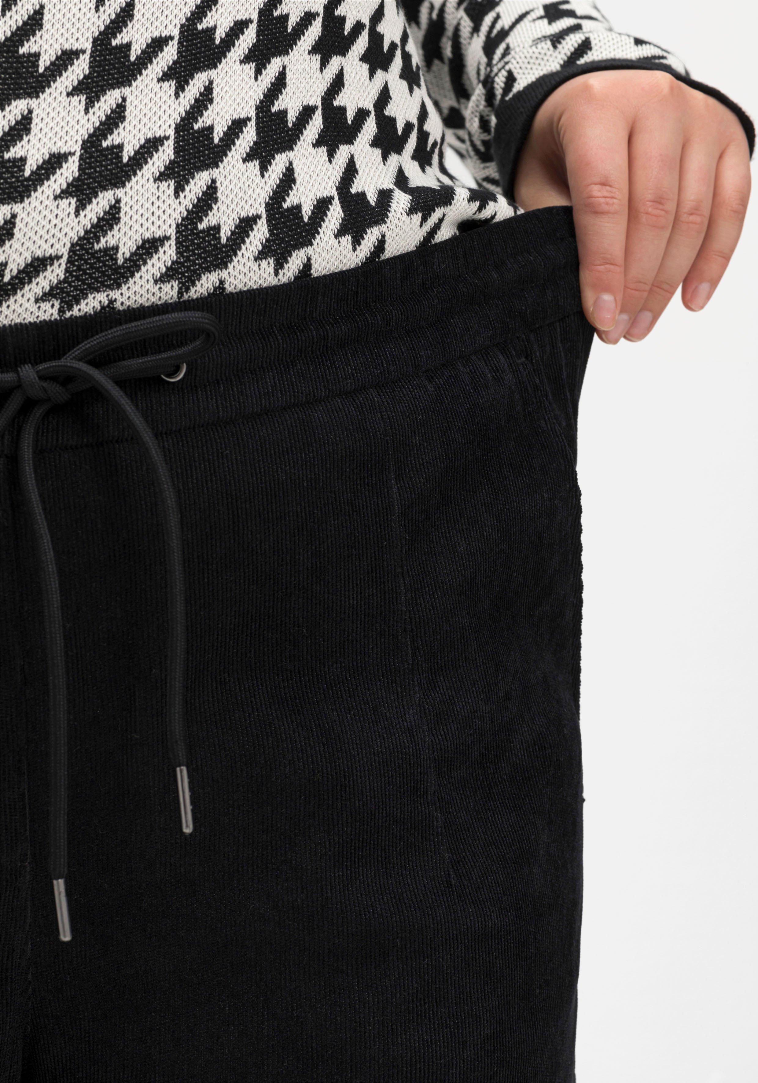 Joggpants in Cordoptik, schmale Beinform