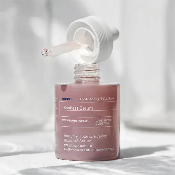 Sérum Anti-Manchas Korres Rosa Selvagem 15% Super Vitamina C 30ml - Radiância