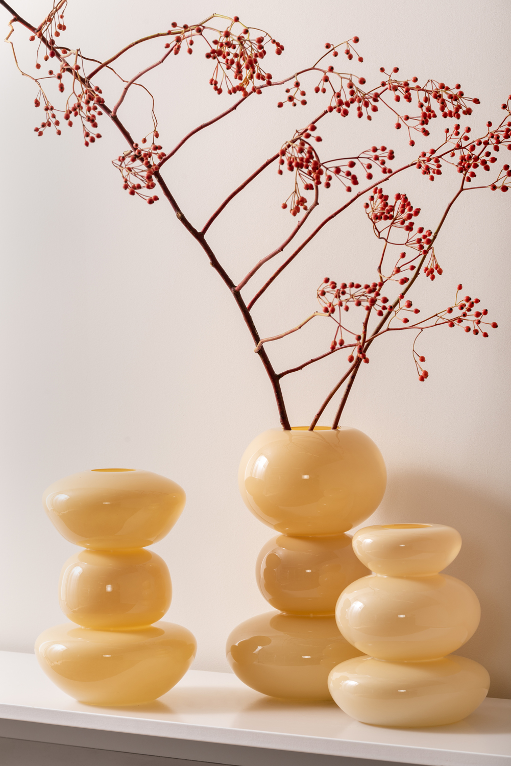Vase Bubbles glass medium soft yellow