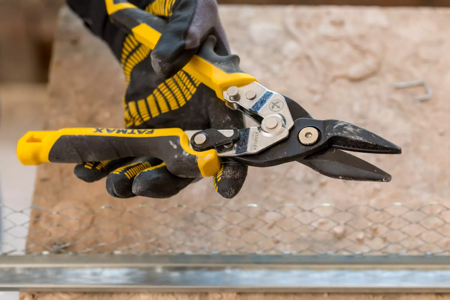 Stanley FMHT73756-0 FatMax Ergo Blikschaar - 250mm - Recht Snijdend