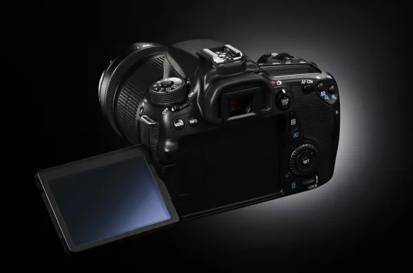 Canon EOS 70D - Digitalkamera - SLR - 20.2 MP - APS-C - 1080p - 3x optisk zoom EF-S 18-55 mm IS STM objektiv - Wireless LAN