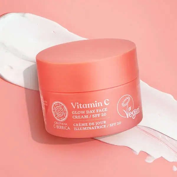 Creme de dia iluminador Natura Siberica, 50ml