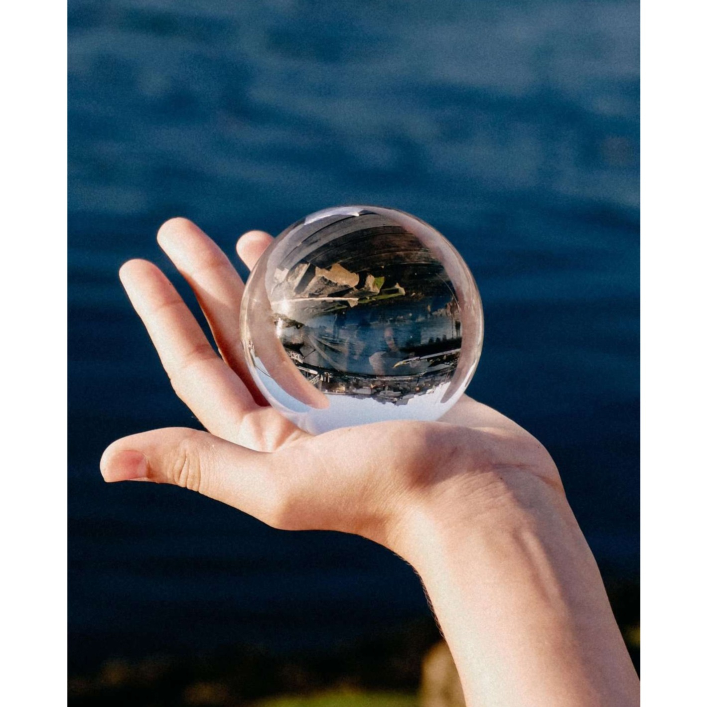 (Ø8cm) Kristall Fotografie K9 Glas Kugel mit Holzständer