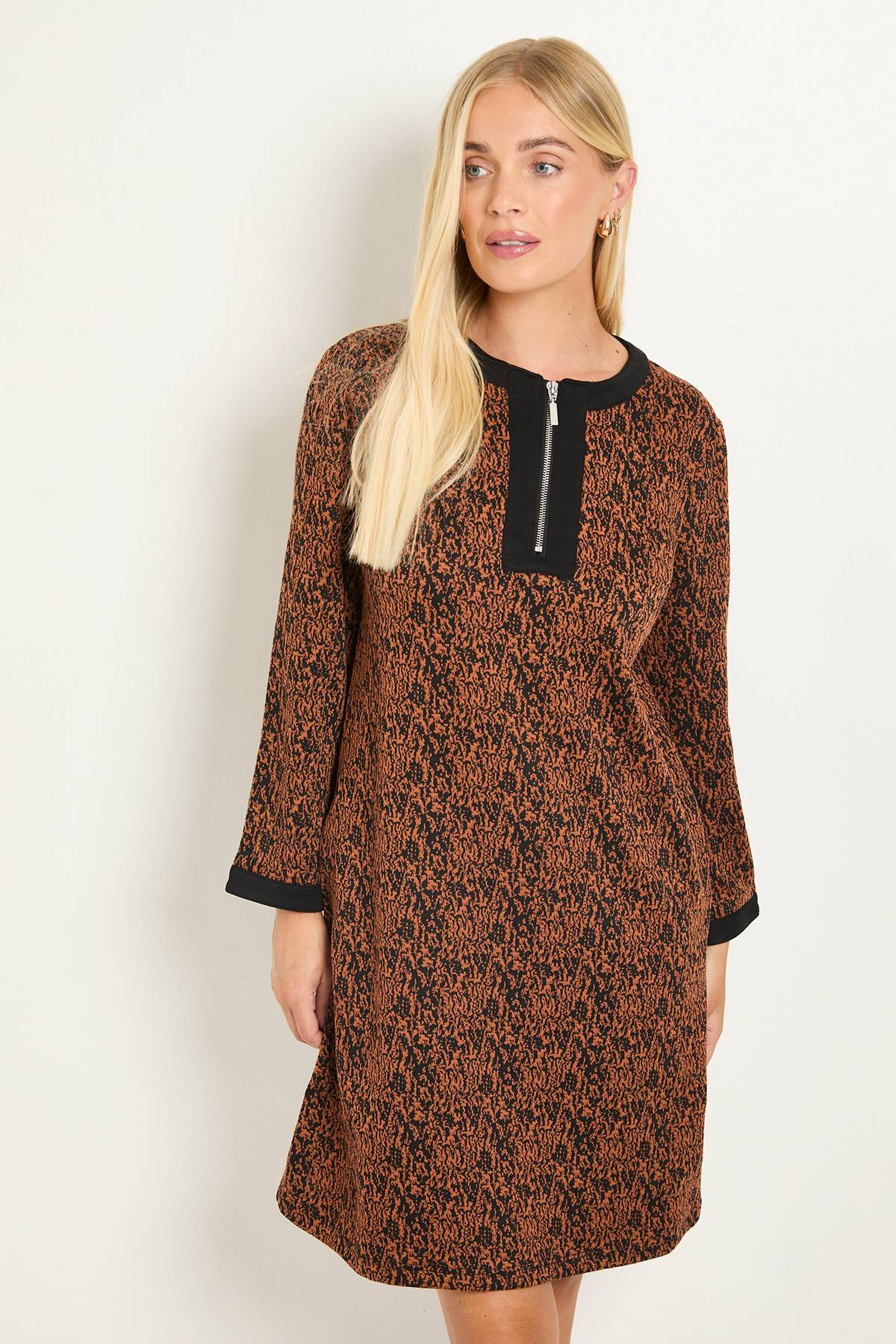 Wallis Robe Droite Contrastée En Ponte Jacquard Petite