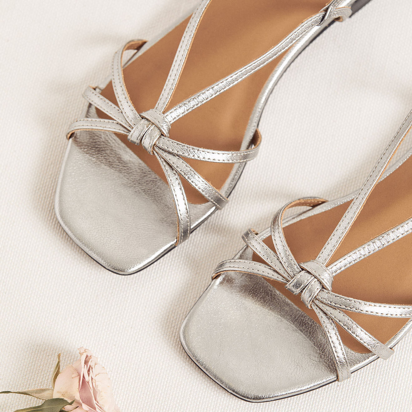Mellow Yellow Sandales en Cuir Paige plomb