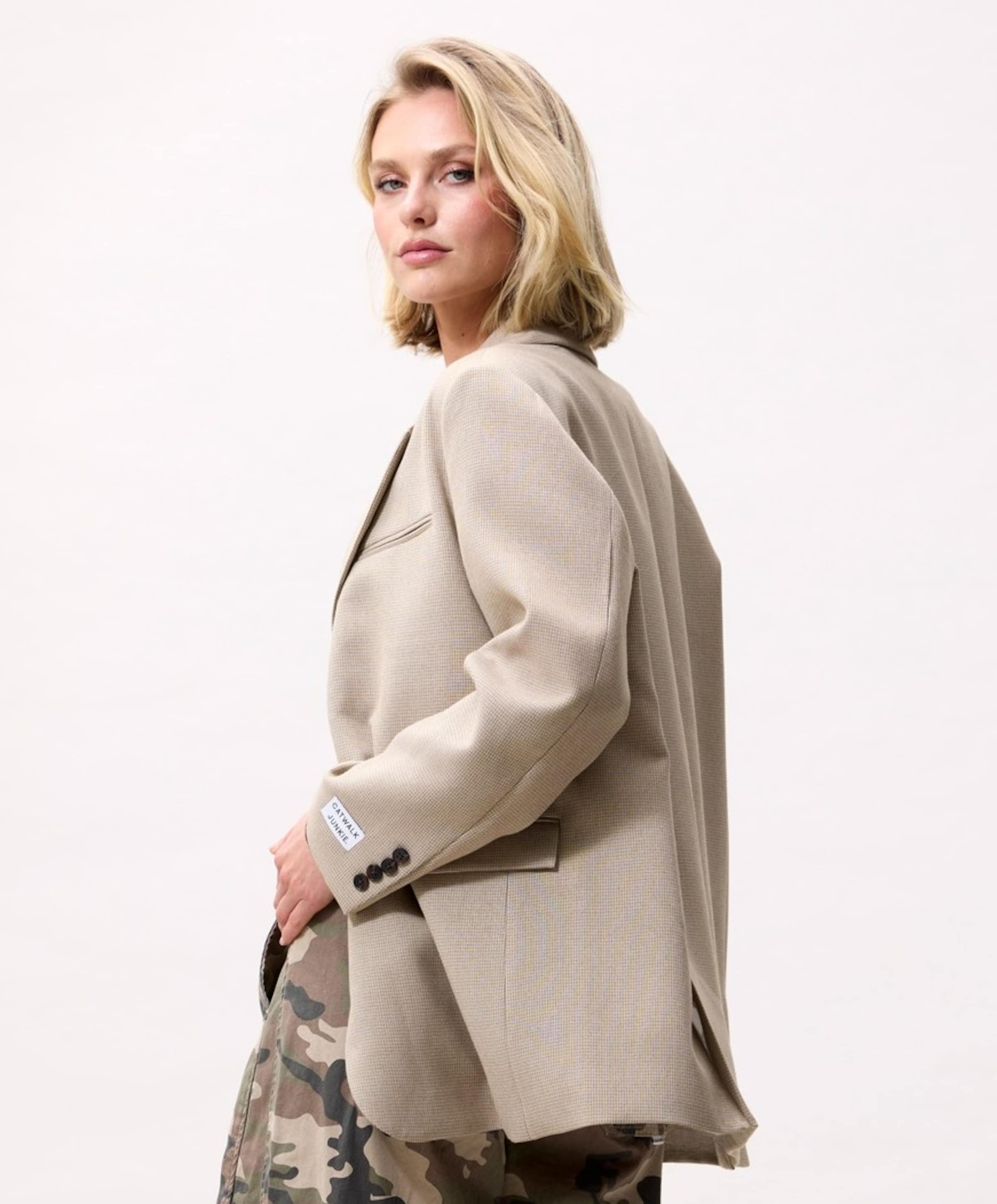 Catwalk  Junkie Dames blazer beige