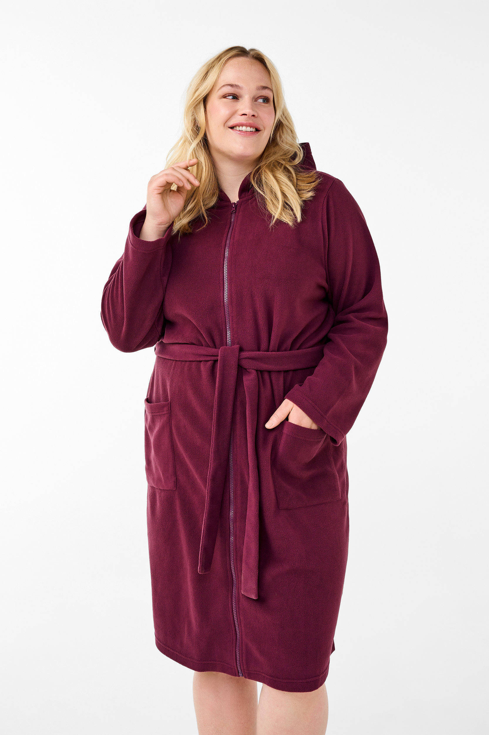 Zizzi fleece badjas met capuchon en ritssluiting MLISE donkerrood