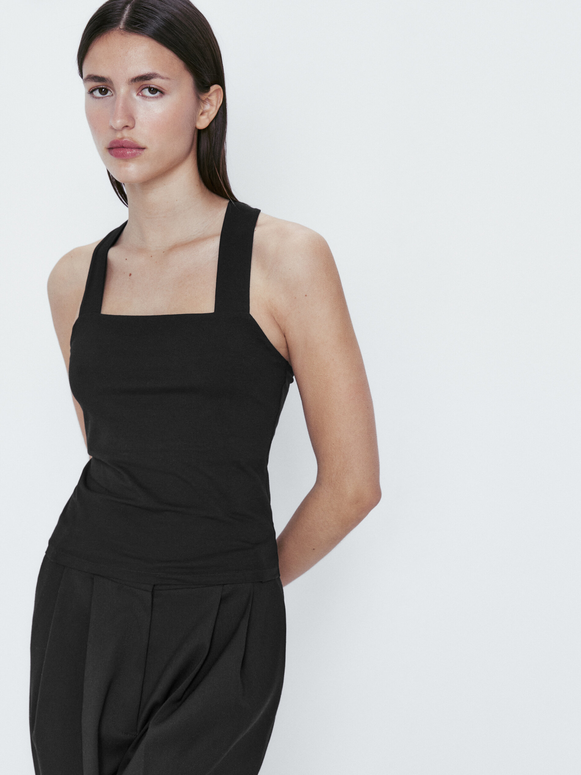 Blusa de algodão com alças cruzadas nas costas - PRETA