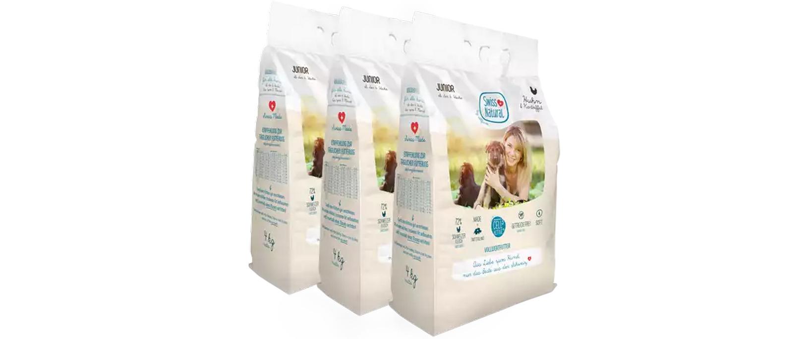 Halbfeuchtfutter Soft Junior Huhn & Kartoffel 3 x 4 kg<br>Schweizer Huhnfleischmischung für ausgewogene Ernährung