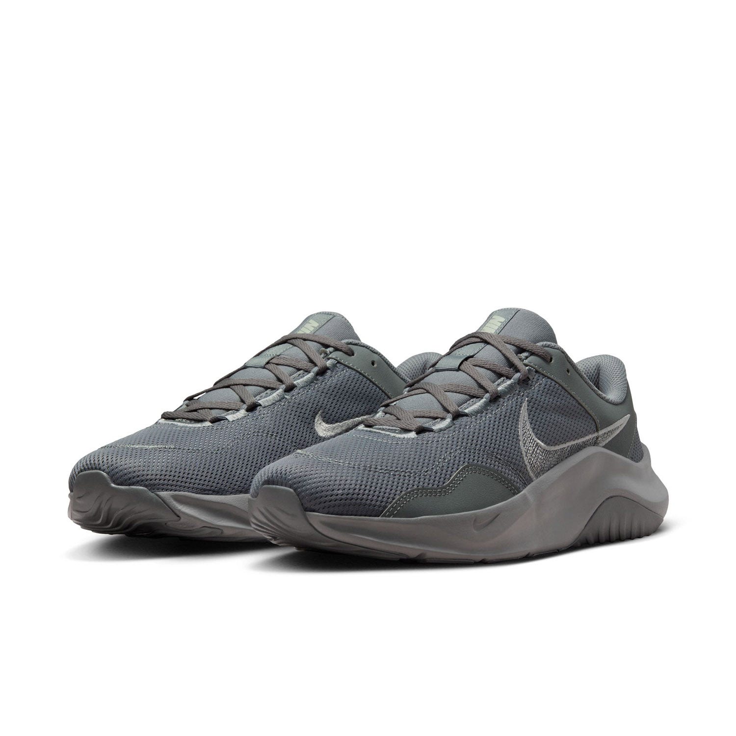 Nike  Legend Essential 3