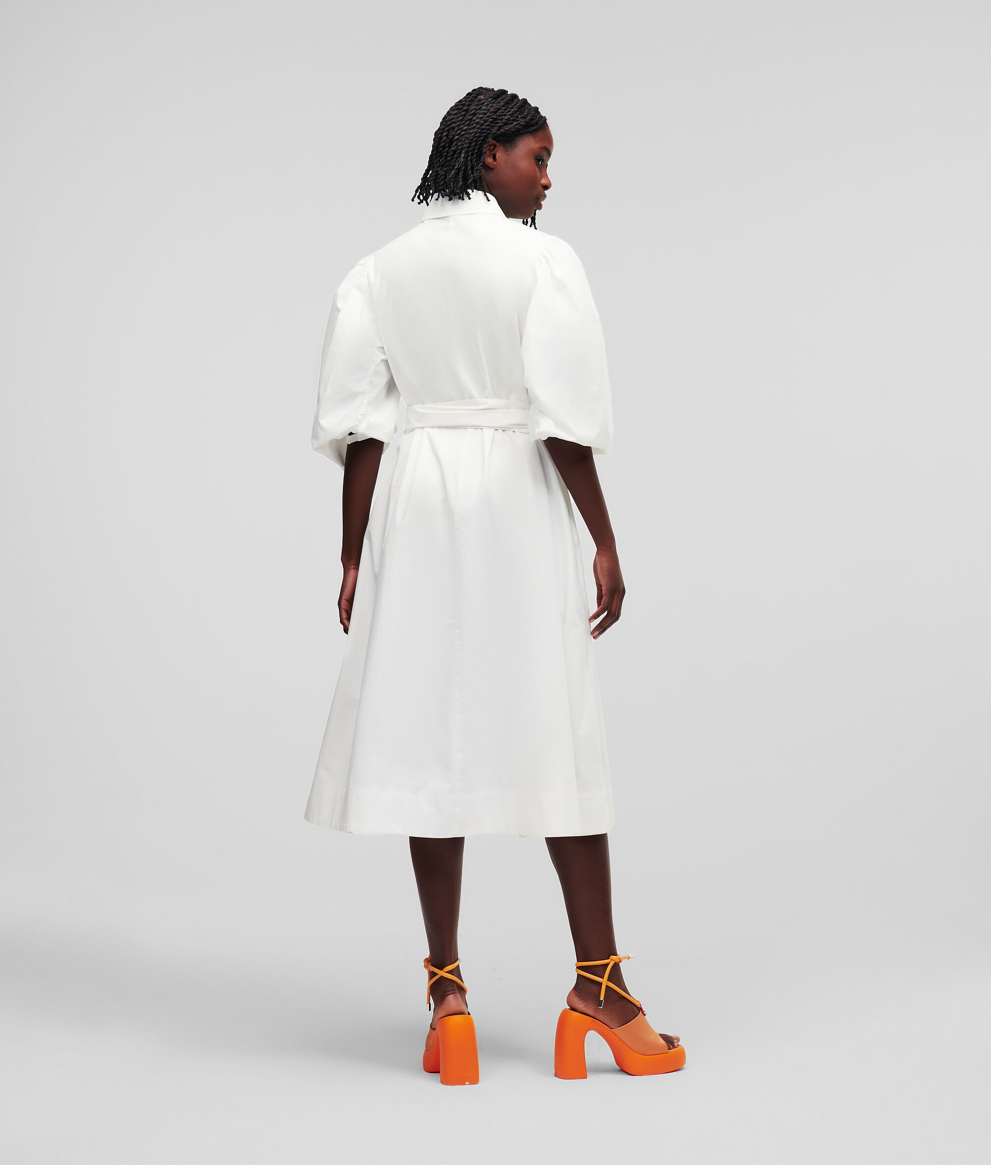ROBE CHEMISE À MANCHES BOUFFANTES SÉLECTIONNÉE PAR HUN KIM