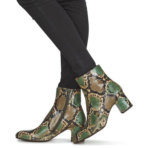 Chie Mihara - NERINA - Reptile