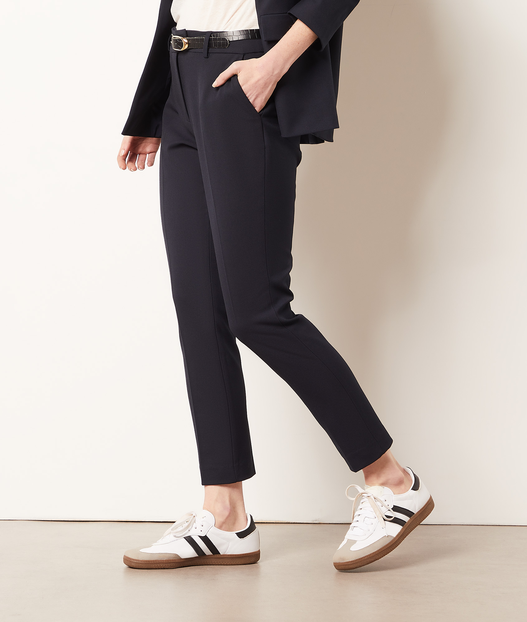 Pantalon coupe cigarette