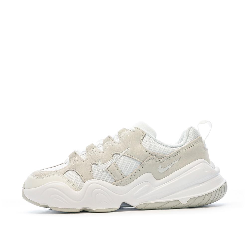 Nike Baskets Blanches/Beige Femme Nike Hera