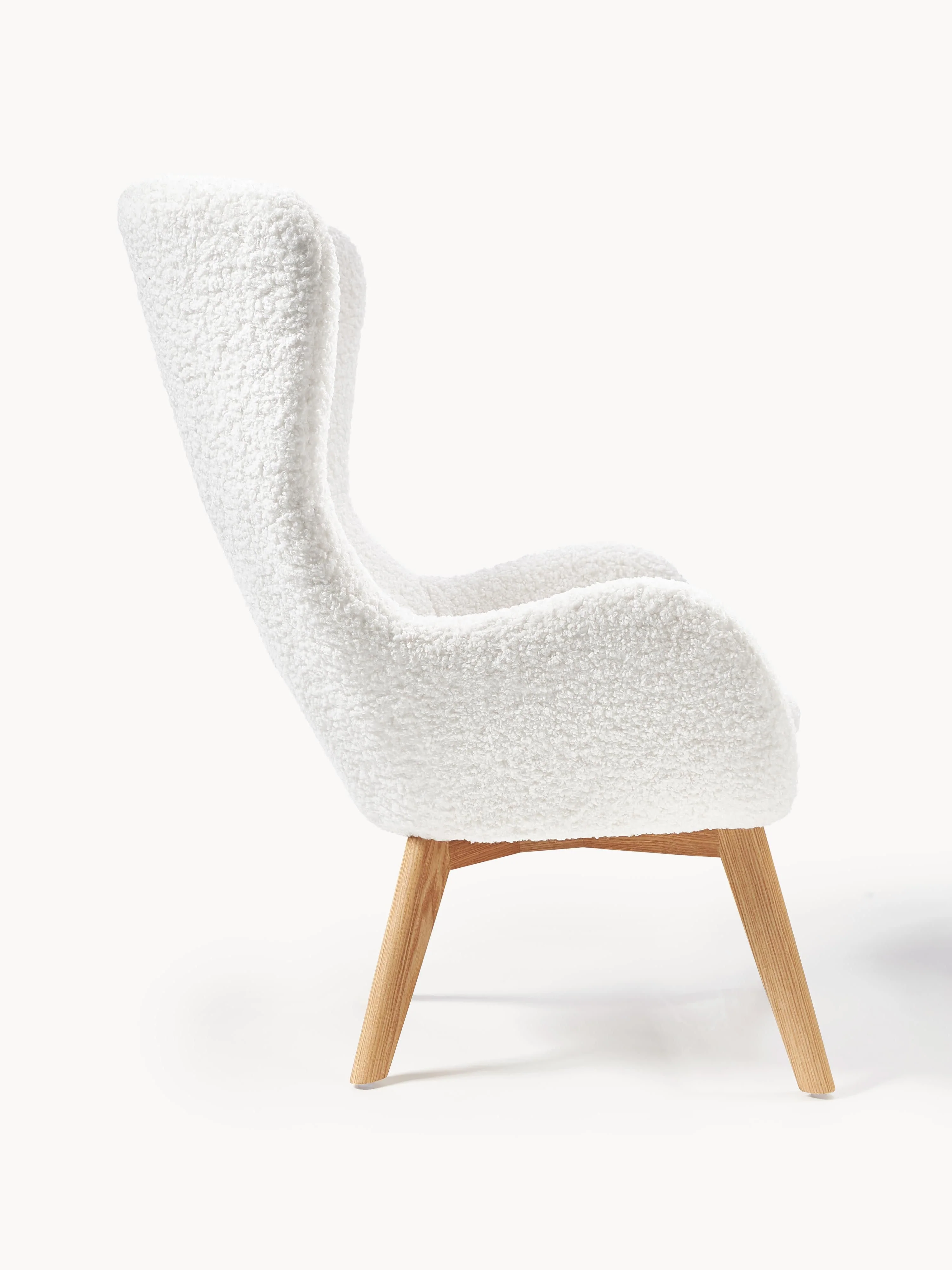 Teddy fauteuil Wing met houten poten