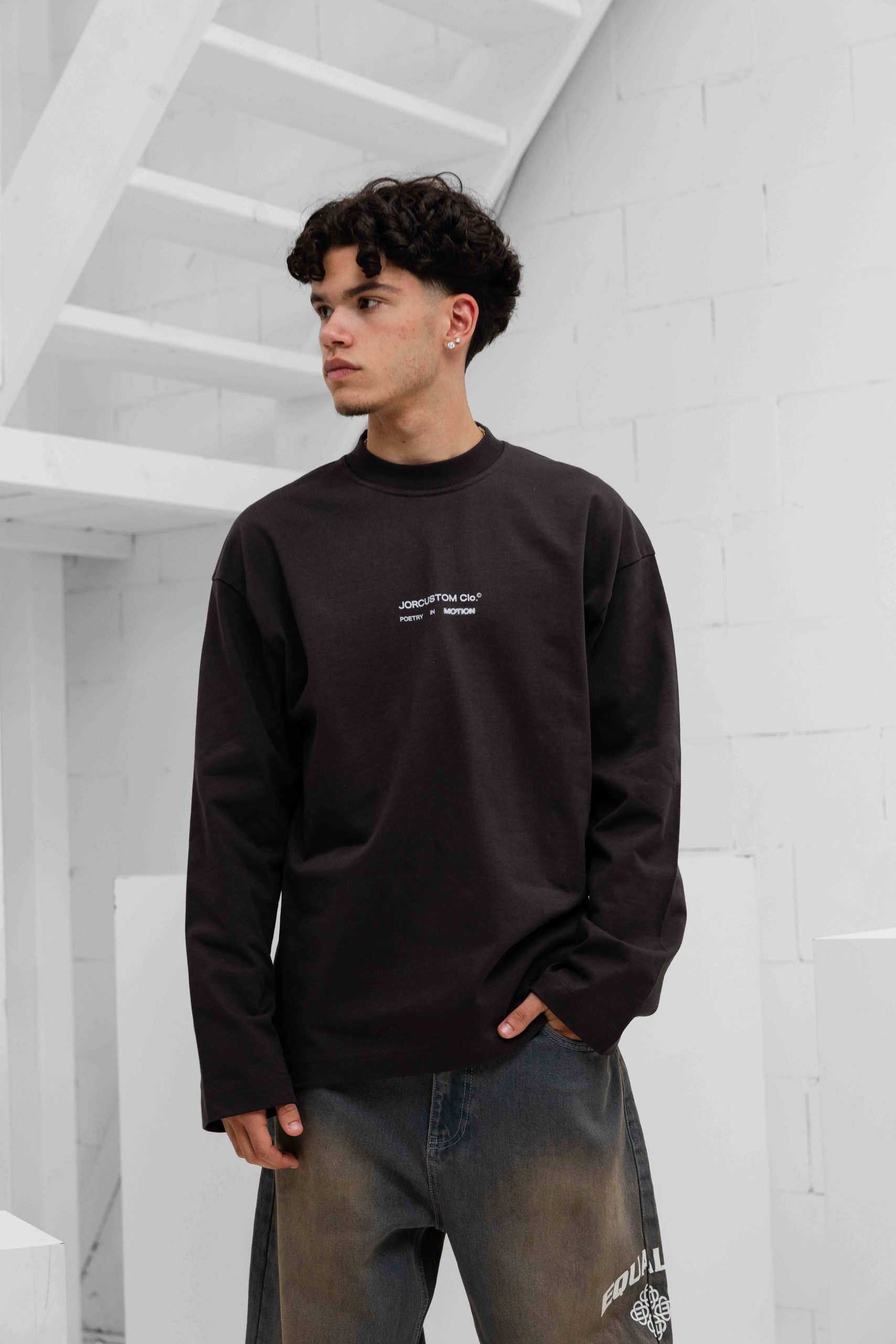 Jorcustom Poetry In Motion Longsleeve T-Shirt Heren Bruin