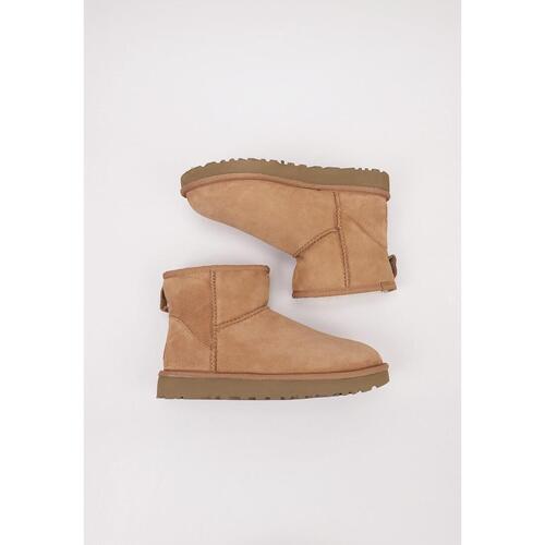 UGG - CLASSIC MINI II Marrón