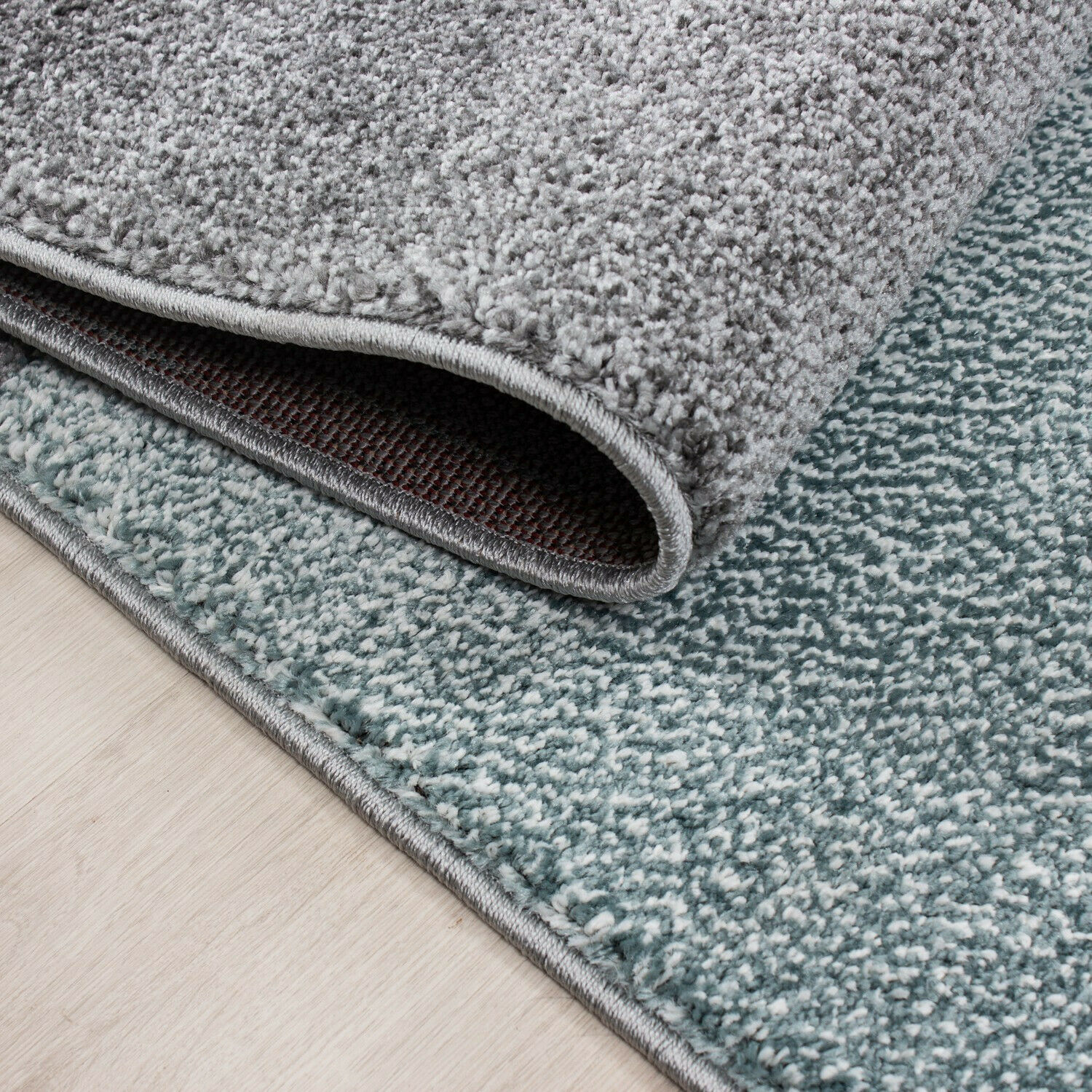 Stilvoller Designer-Kurzflorteppich mit kariertem Design – Rechteckiger Teppich
