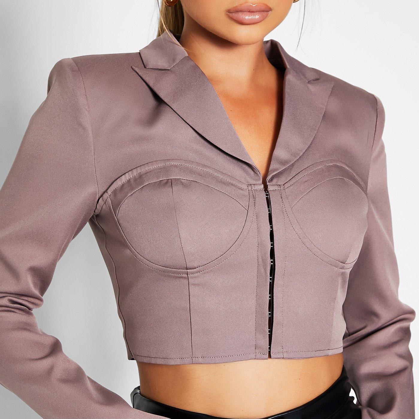 I Saw It First ISAWITFIRST Cropped Hook and Eye Blazer