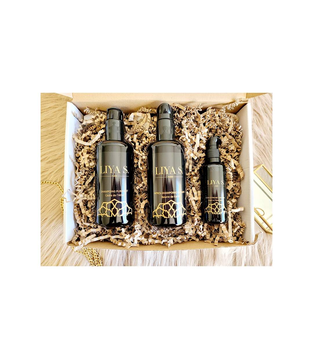 Coffret de 3 produits bio haut de gamme pour cheveux gras - SMARTBOX - Coffret Cadeau Bien-être