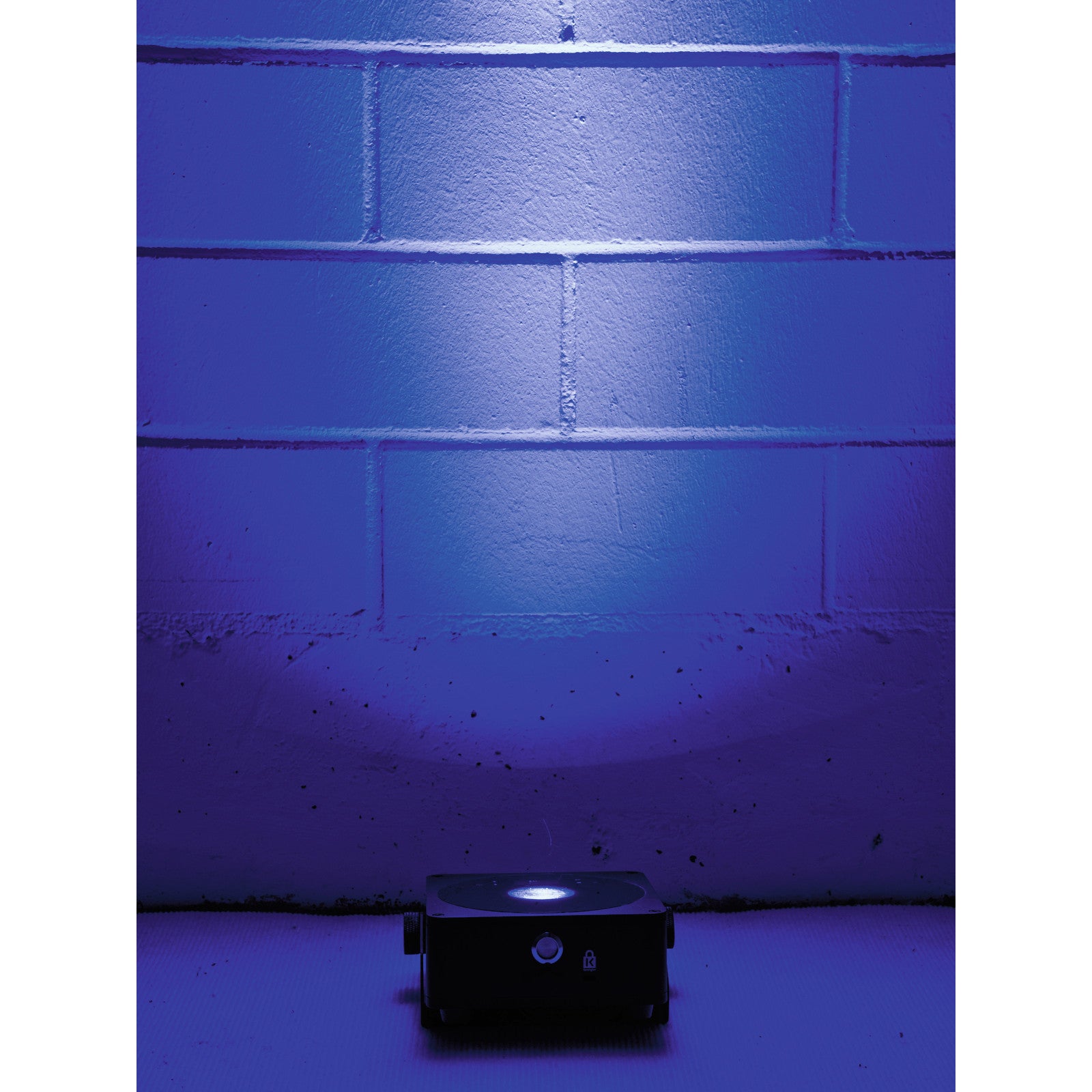 Eurolite AKKU IP Flat Light 1 cr