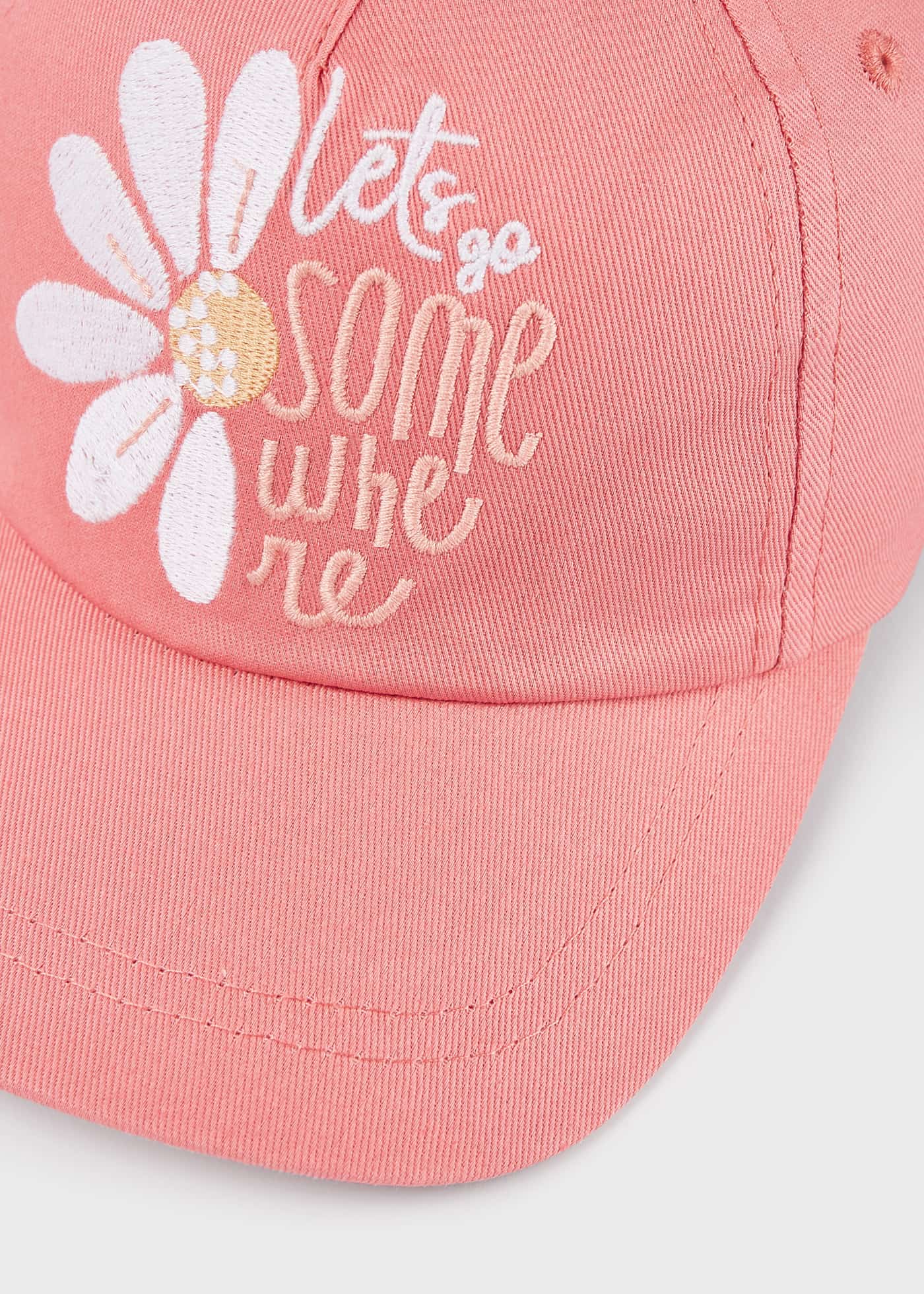 Boné com bordado em algodão sustentável para meninas