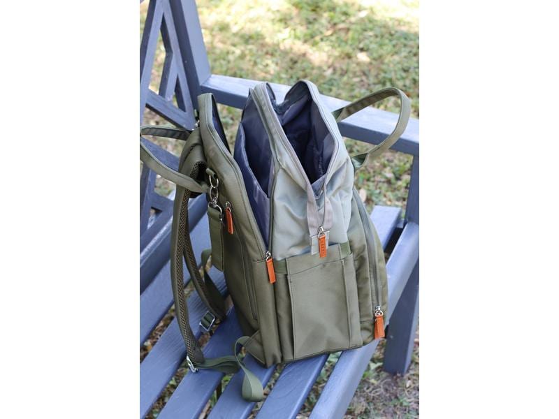 LIINI Wickelrucksack rPET Olive Wickelrucksack mit wasserabweisender Wickelunterlage für unterwegs