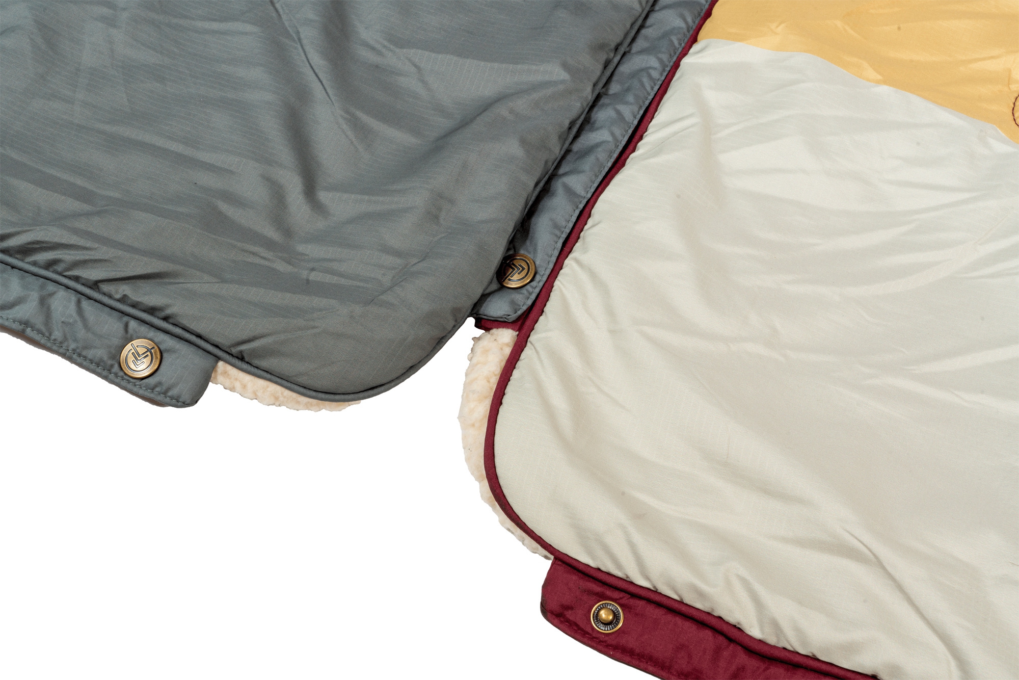 BusBoxx Voited CloudTouch 4 in 1 Campingdecke BusBoxx