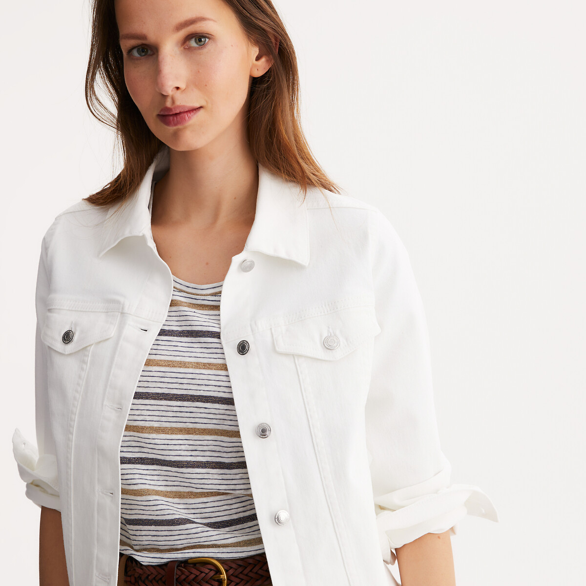 ANNE WEYBURN<br>Colete jeans curto, modelo ajustado