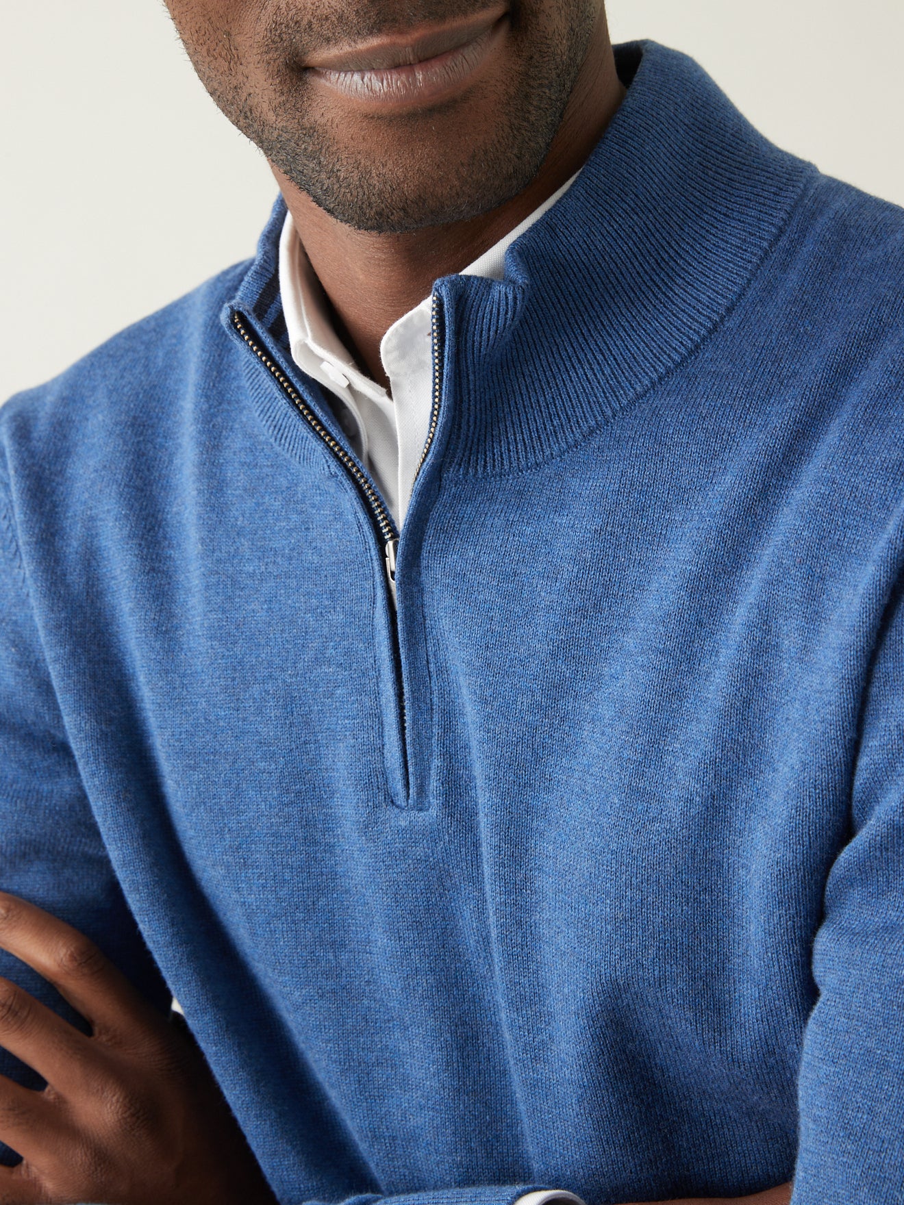 Pull homme col montant zippé