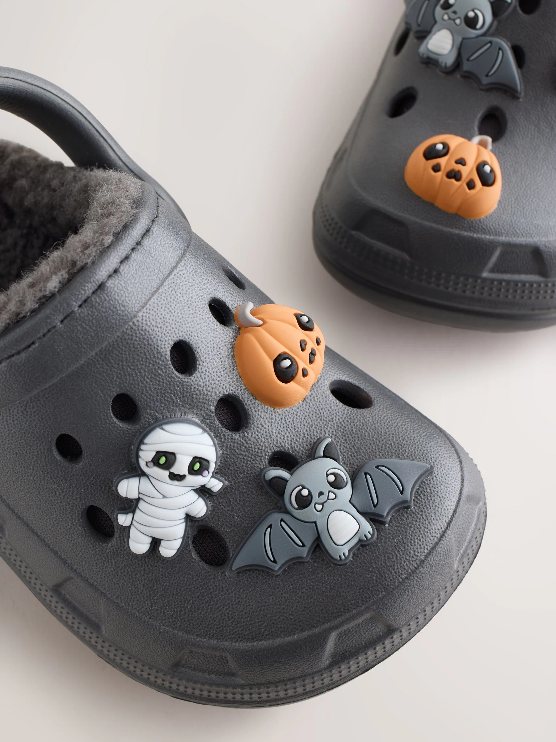 Grijs - Halloween warmgevoerde klomp pantoffels