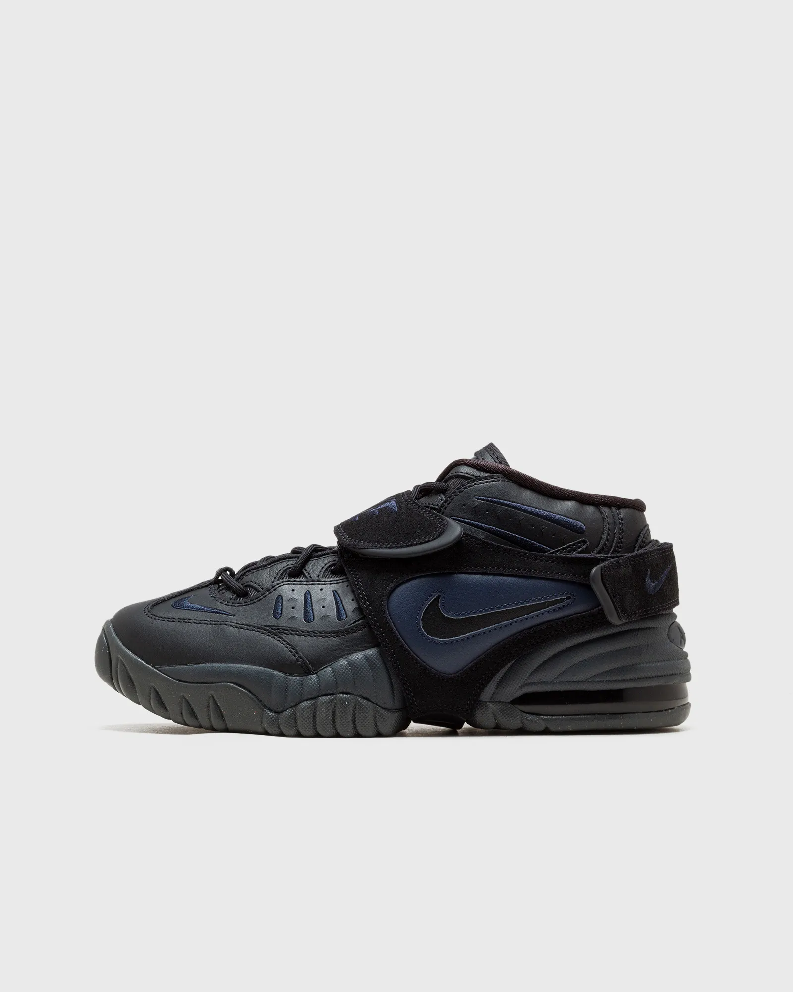 Nike Wmns Nike Air Adjust Force