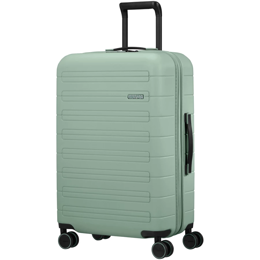 American Tourister Novastream - 4-Rollen-Trolley M 67 cm erw. nomad green
