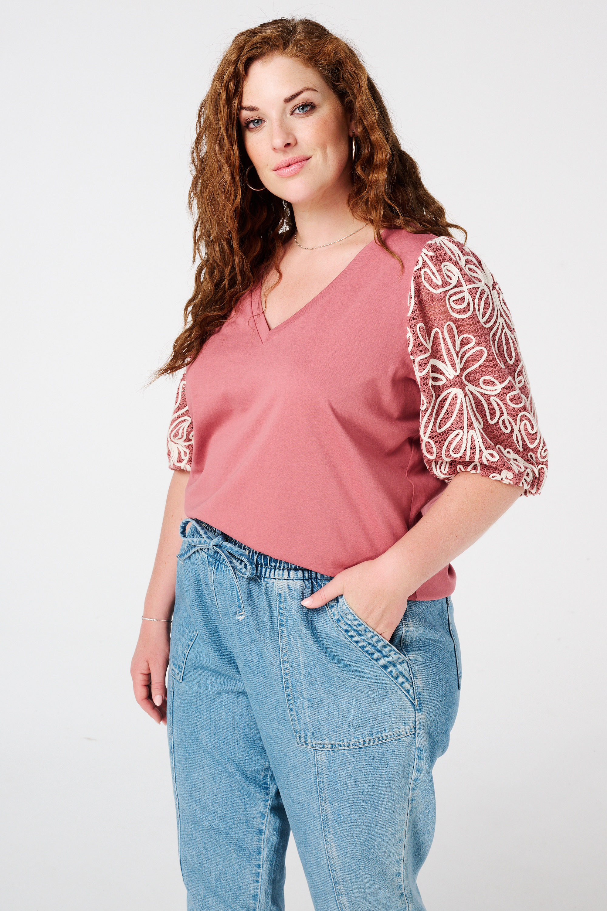T-shirt met geborduurde mouwen Oud rose