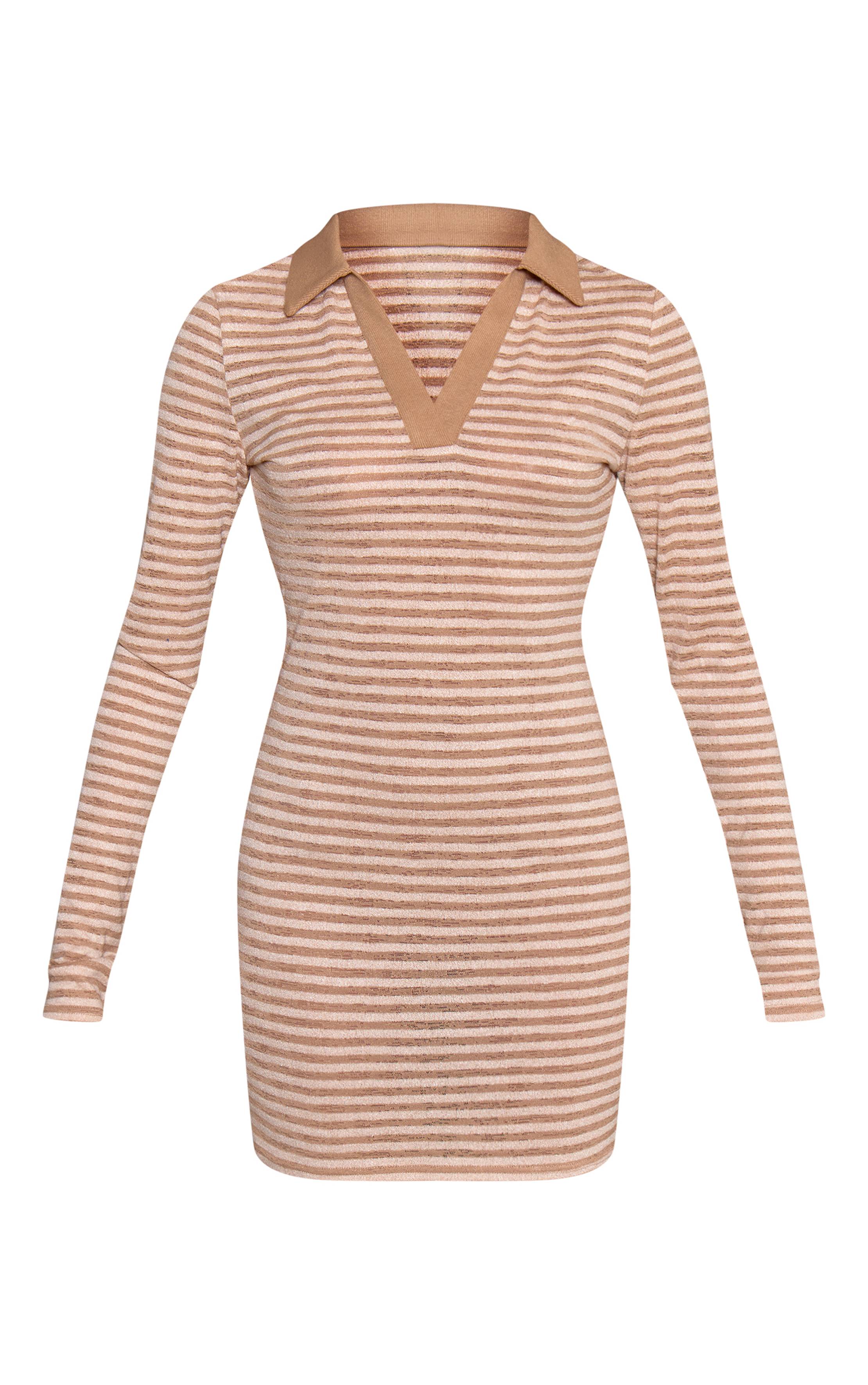 Taupe Robe Moulante Courte À Rayures Côtelées Avec Col Chemise