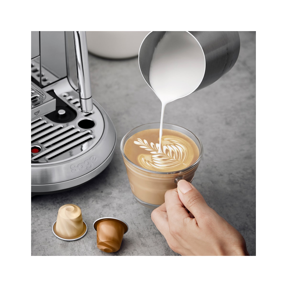 Nespresso by Sage Creatista Plus kapselmaskin SNE800BSS4END1