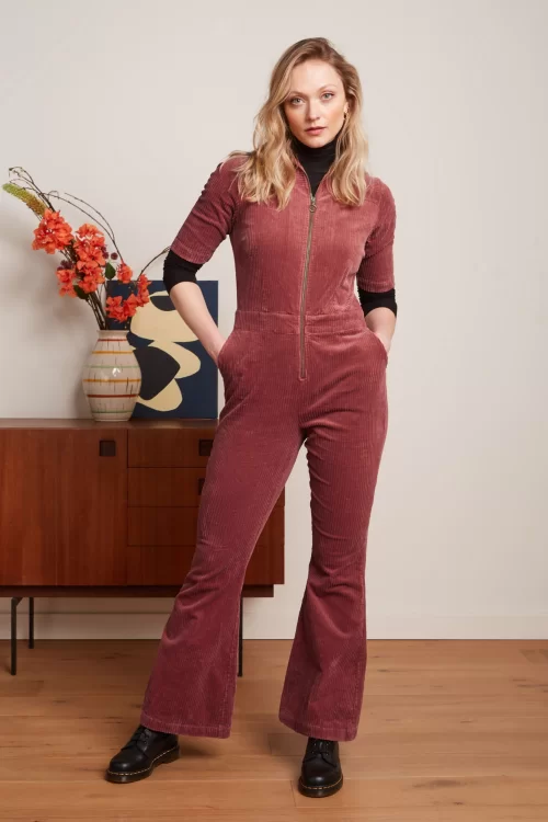 King Louie Garbo Corduroy Flare jumpsuit in woestijn rood
