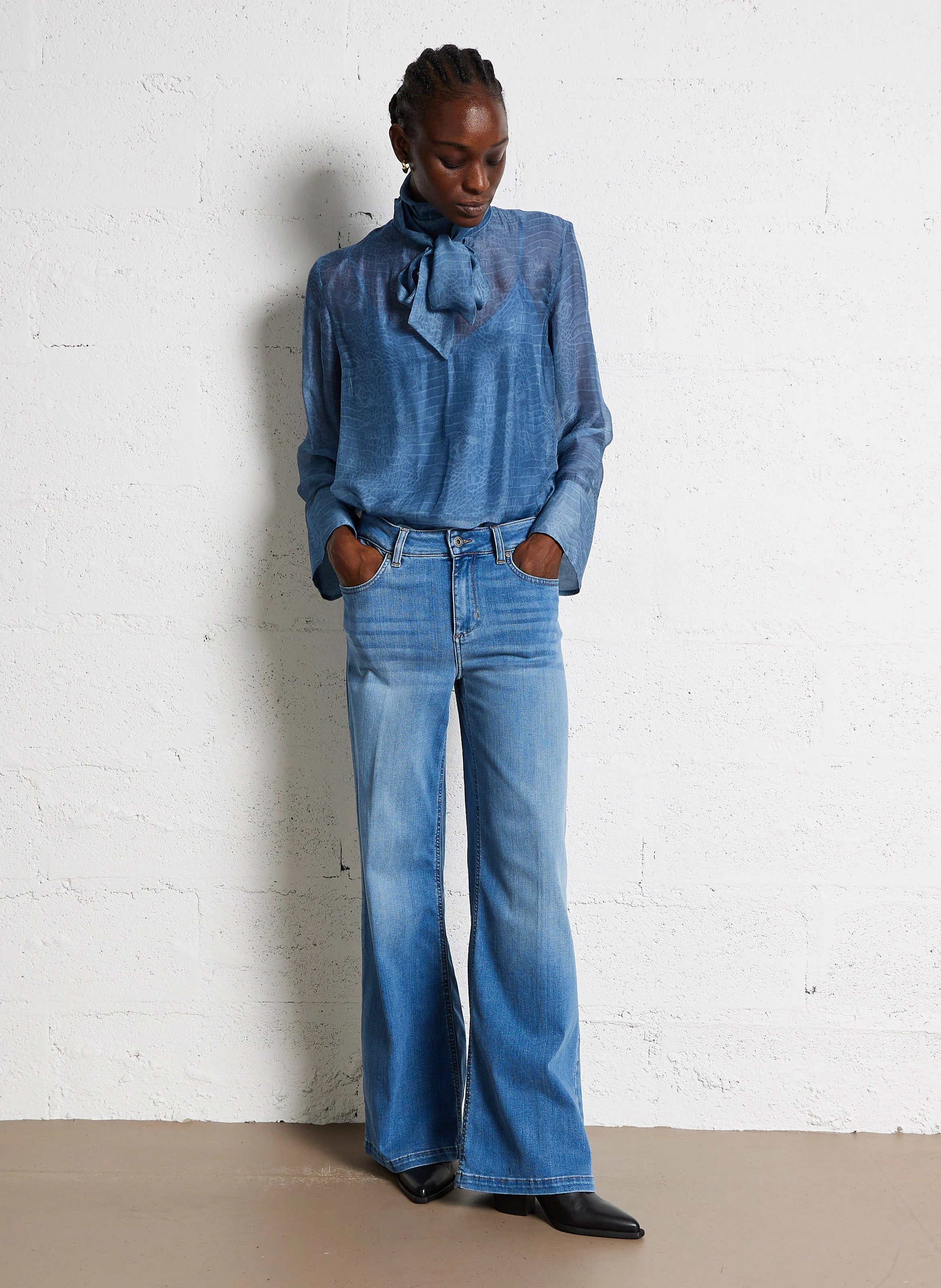 Jean flare taille haute en coton mélangé | Bleu
