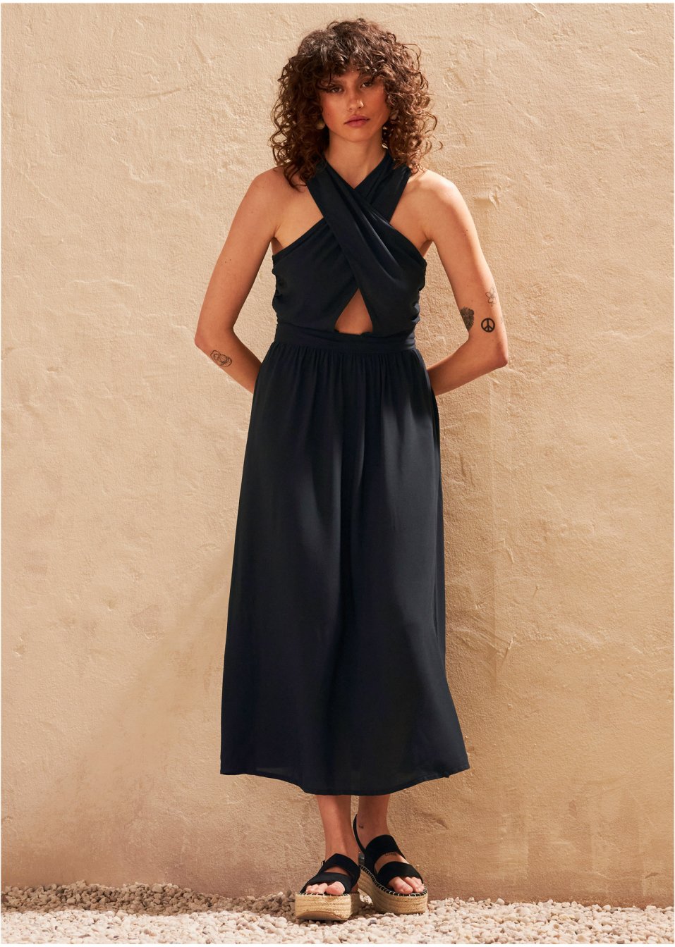 Robe longue avec découpe