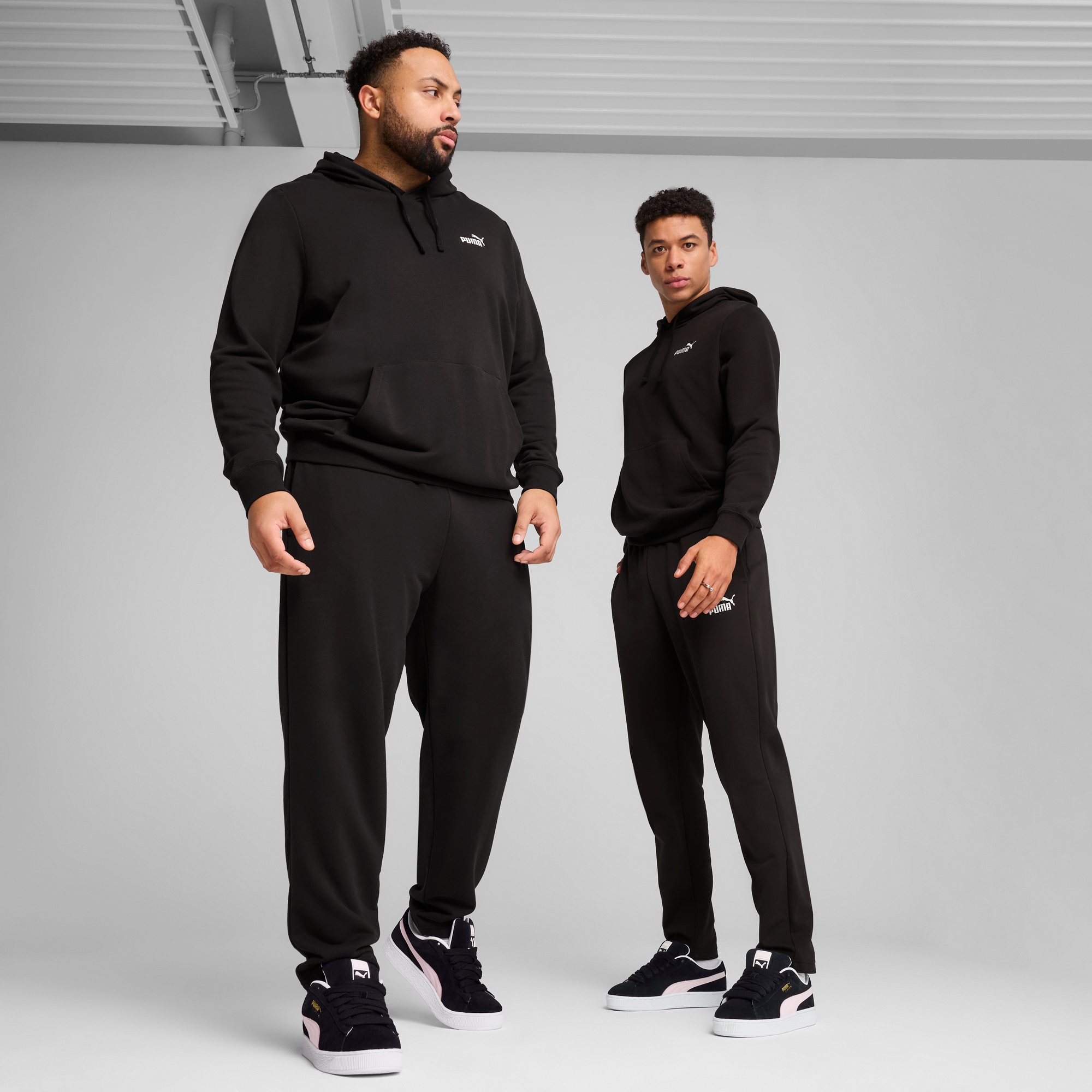 PUMA Trainingshose »ESS NO. 1 LOGO SWEATPANTS TR OP«  Jogginghose, weiche French Terry Qualität