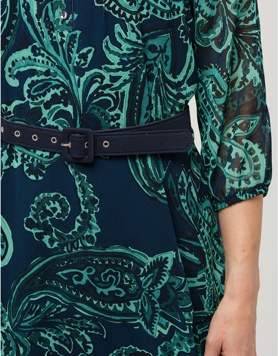 Robe verte voile à motif